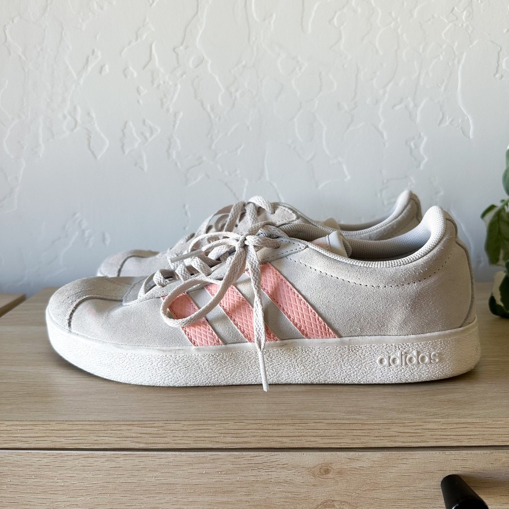 Adidas | VL Court 2.0 Suede Lace-Up Sneaker‎ in White & Dust Pink size 8 - Picture 2 of 8